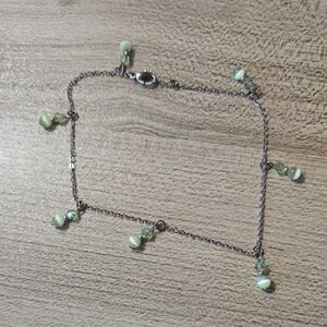 Vintage 90s Silver Tone and Green Cate Eye Dangle Charm Anklet💫